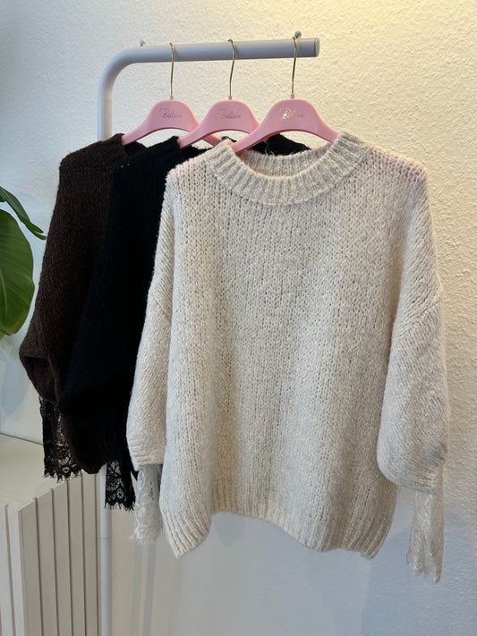 Pullover mit spitze