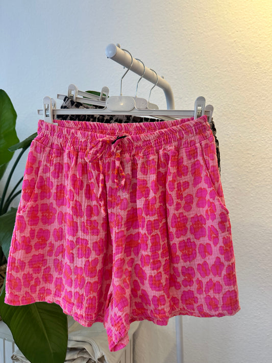 Leo Shorts Vers. Farben