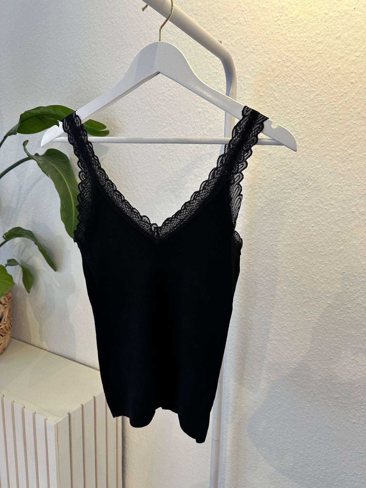Top mit spitze