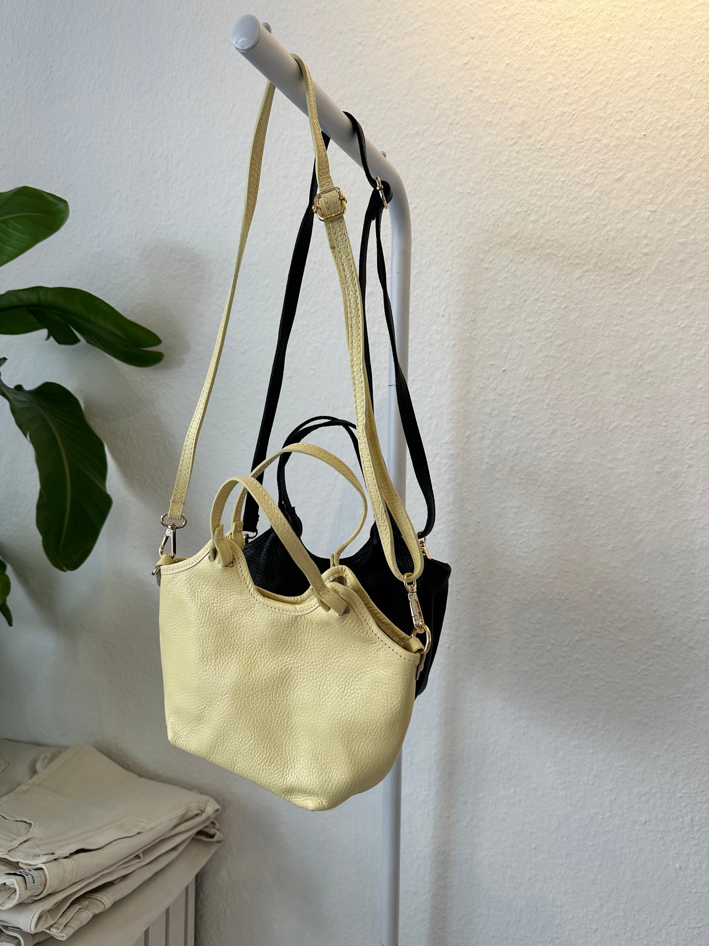 Leder Tasche Vers. Farbe