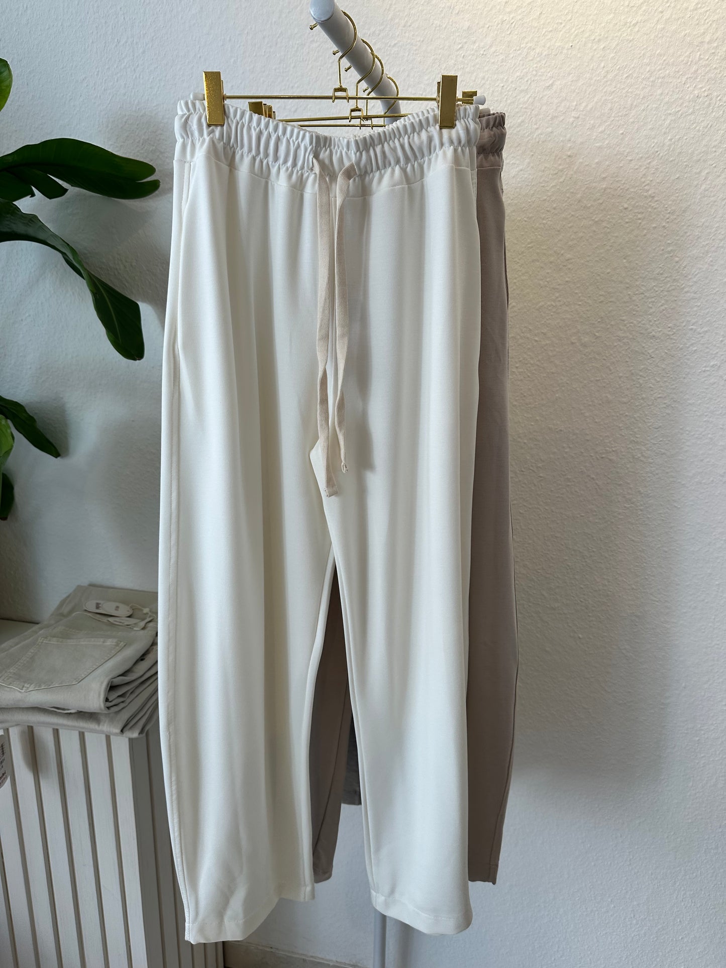 Elegante Ballon Jogger in verschiedenen Farben