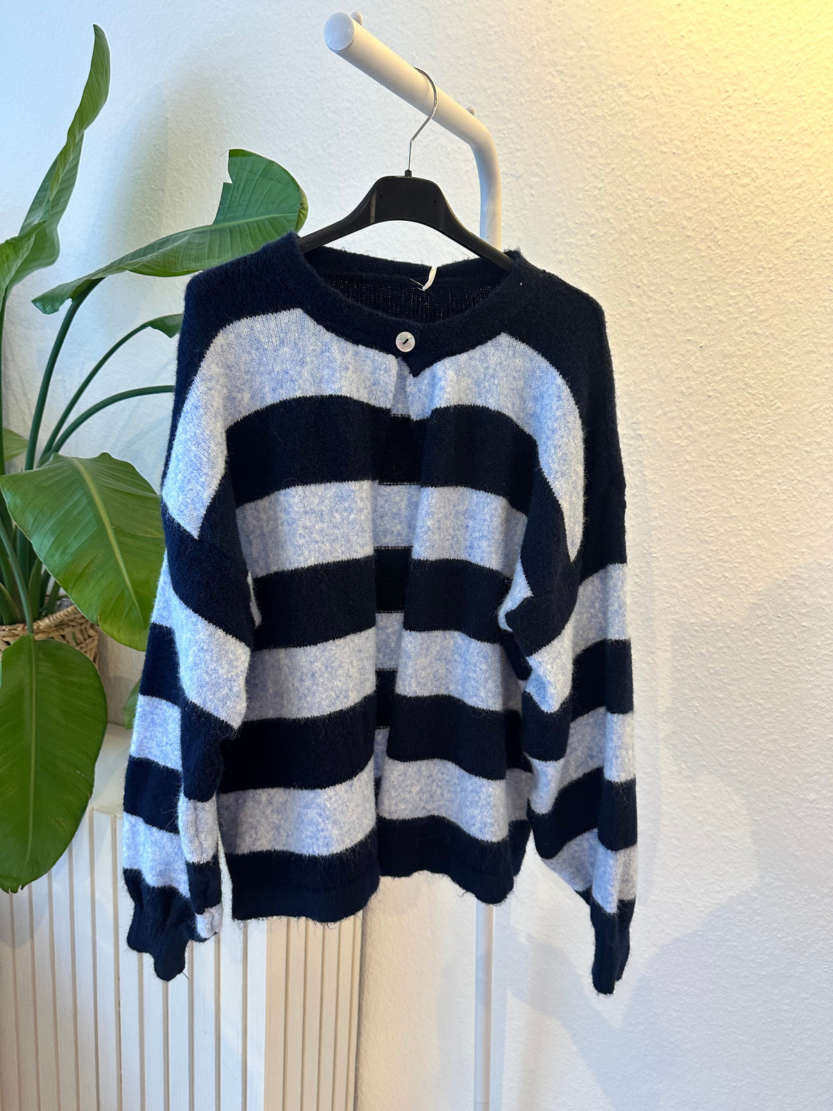 Cardigan Vers. Farben