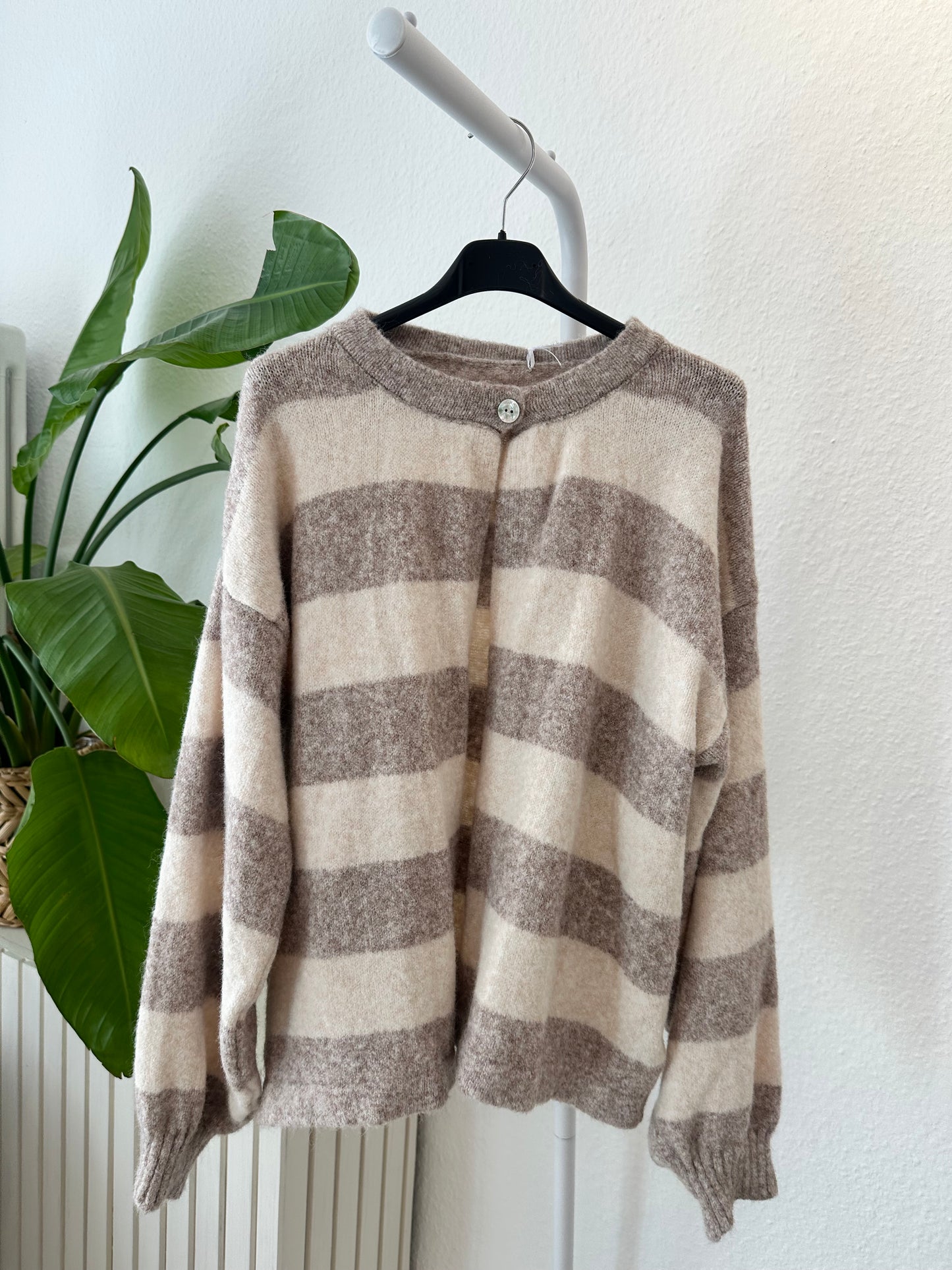 Cardigan Vers. Farben