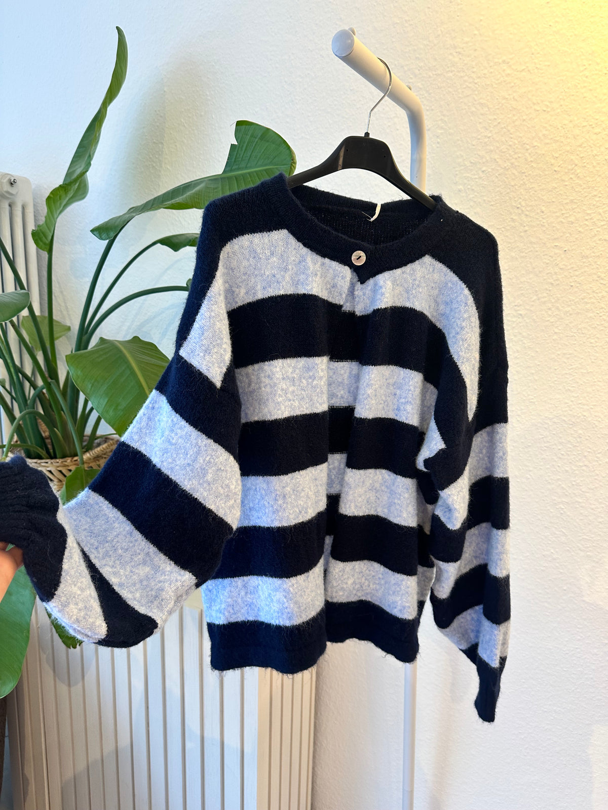 Cardigan Vers. Farben