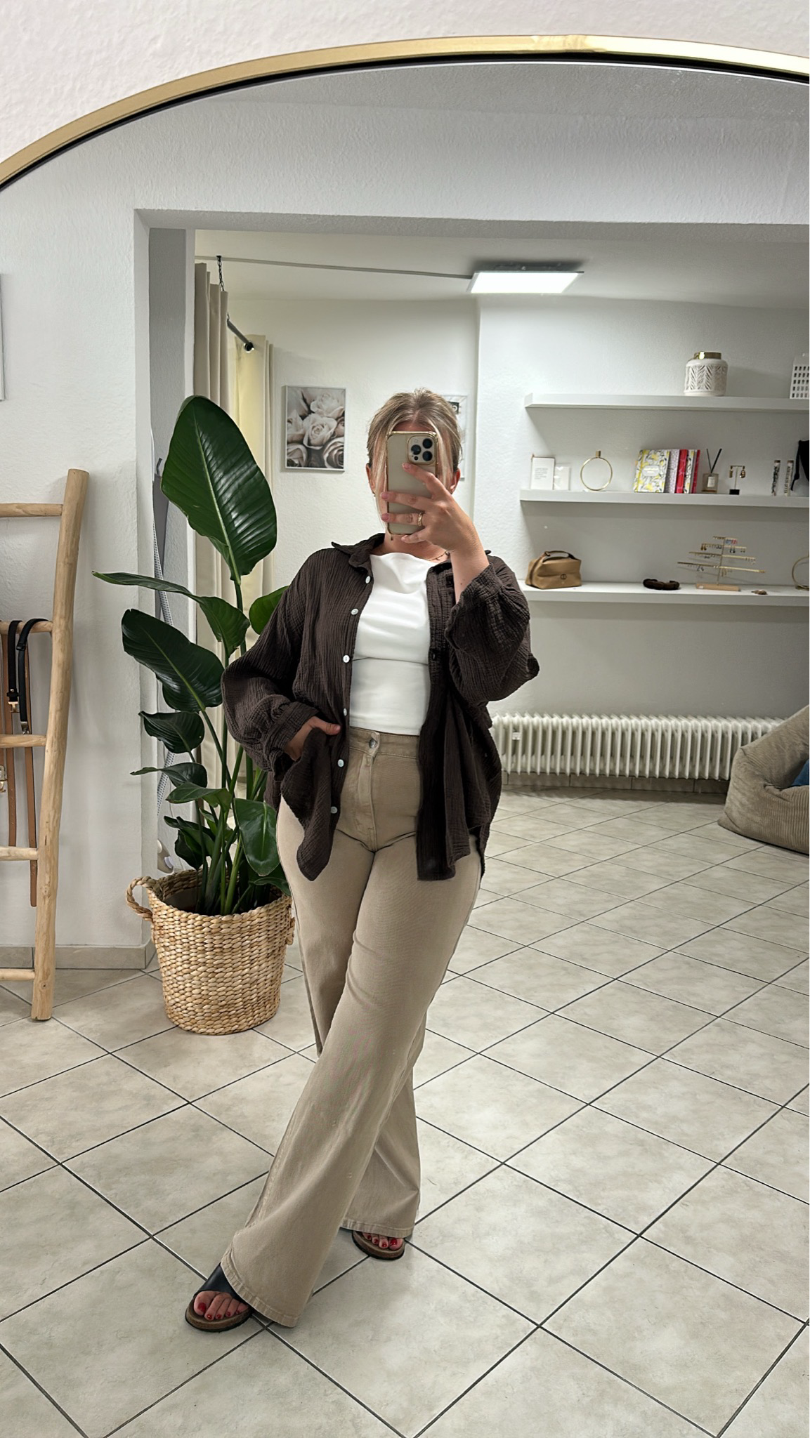 Kurze Musselin Bluse