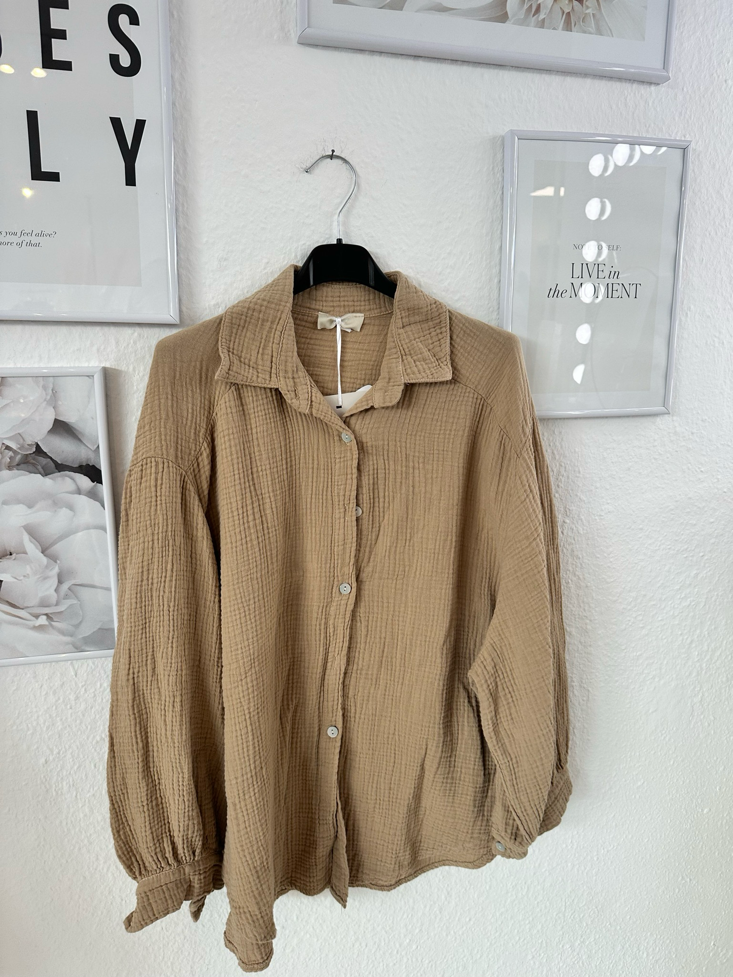 Kurze Musselin Bluse