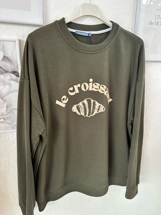 Croissant Pullover