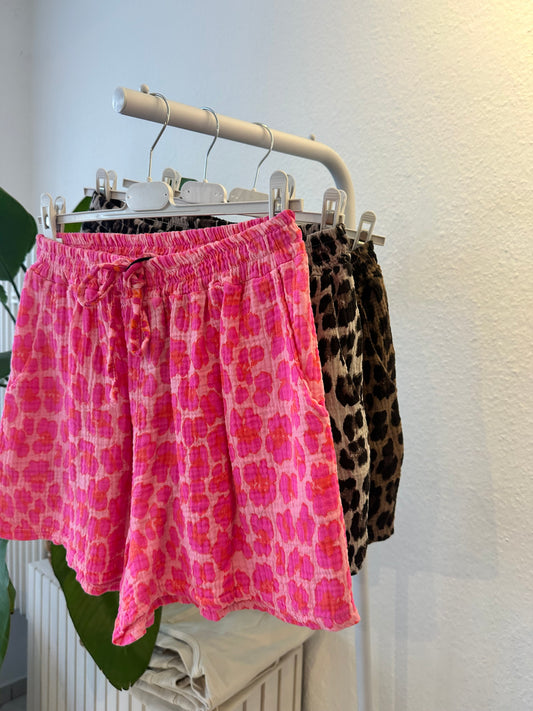 Leo Shorts Vers. Farben