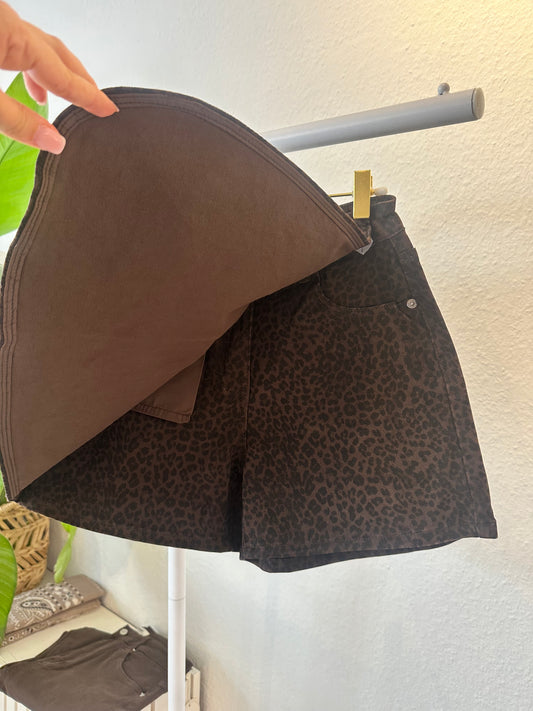 Skort