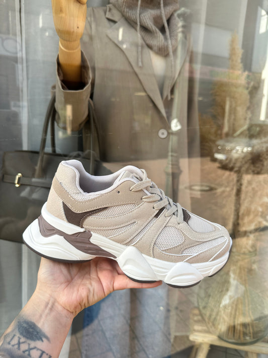 Sneaker