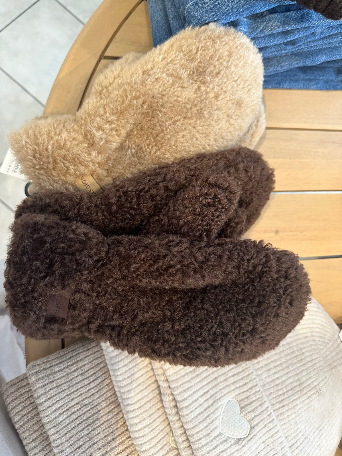 Flauschi Handschuhe