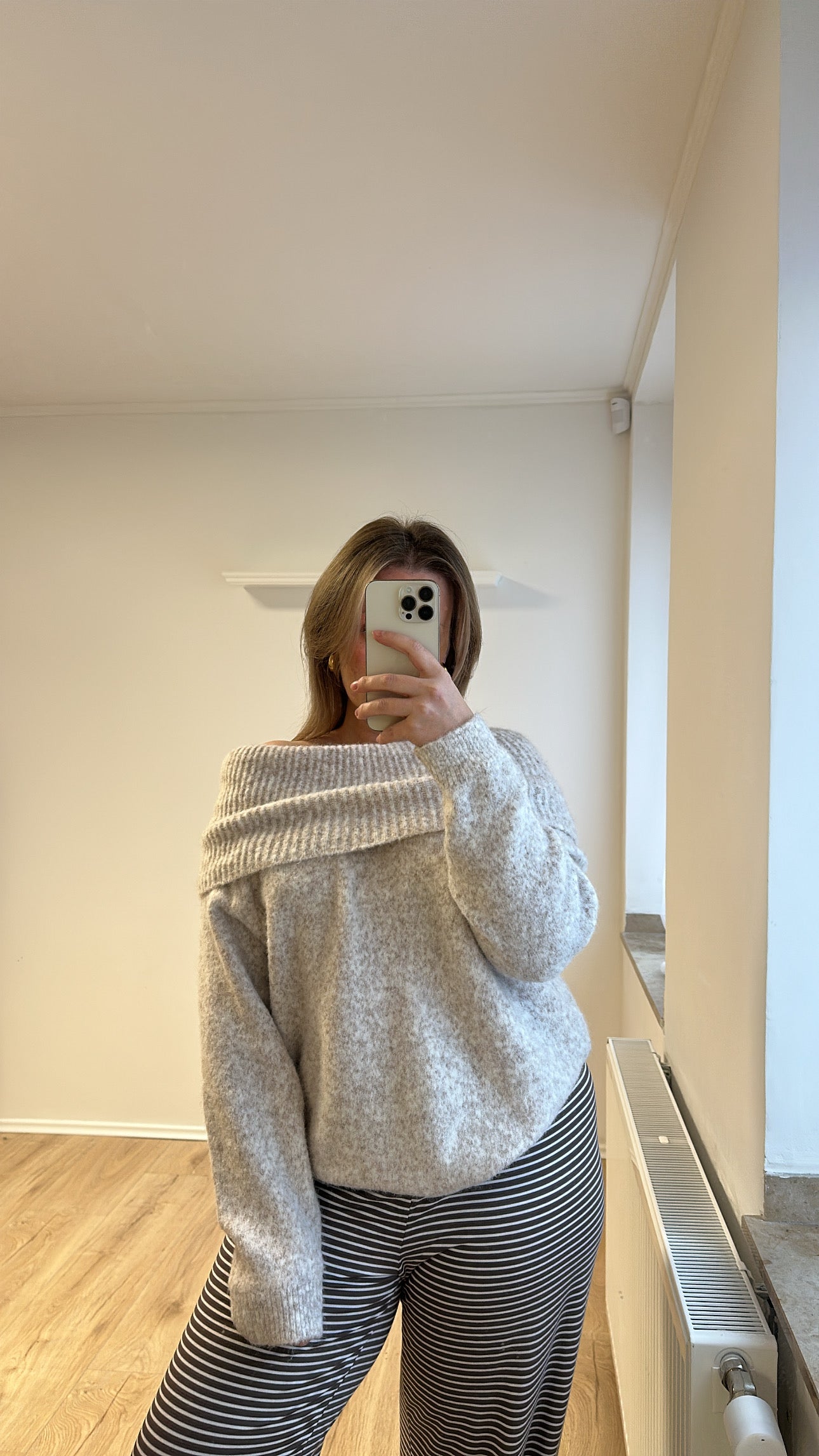 off shoulder pullover
